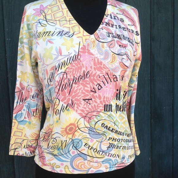 Silk blend v neck 3/4 sleeves knit pullover top - Picture 2 of 8